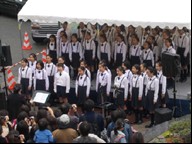 【神戸マラソン~感謝と友情チャリティーライブ~】